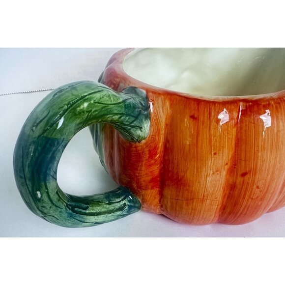 Ceramic Harvest-Themed Gravy Boat With Handle & Matching Spoon Hand-Painted - Picture 11 of 14